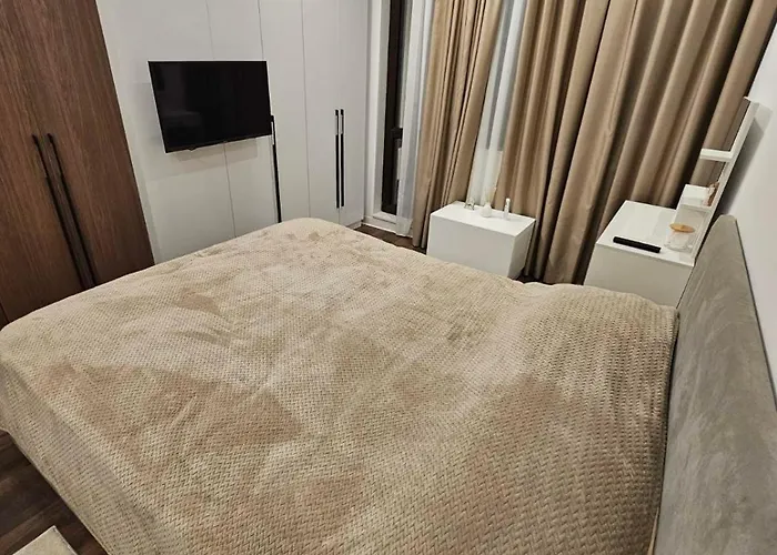 Grand Opulance 1br By Bulgarian Homes